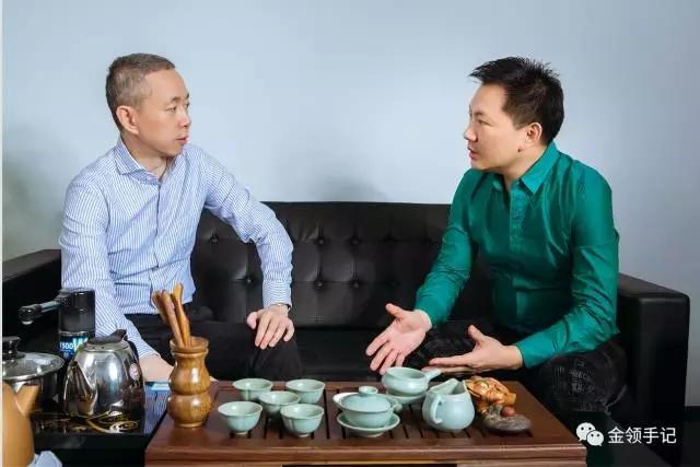 開業慶典：都是要照鏡子整一整