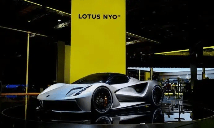 上海車展路特斯展臺活動現場